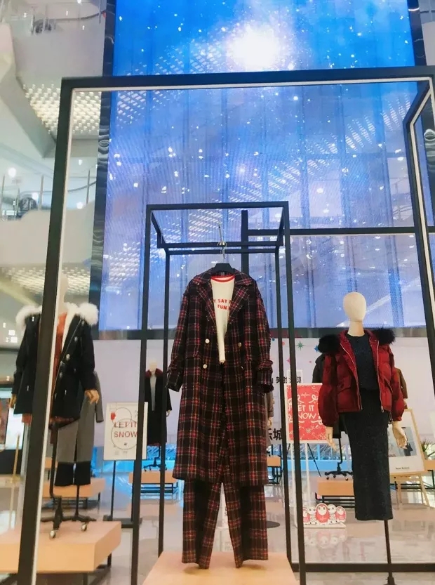 這面3層樓高的壹品玉屏，帶火這座16萬㎡購物中心的線下營銷 7.webp.jpg