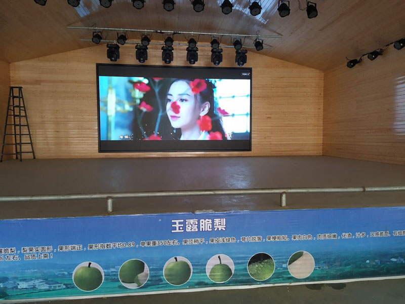 室內(nèi)<a href=http://www.zhushasp.com/xiaojianju/ target=_blank class=infotextkey>小間距</a><a href=http://www.zhushasp.com target=_blank class=infotextkey>led電子屏</a>